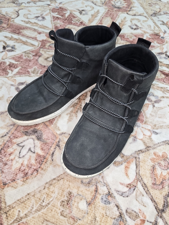 Hey Dude Shoes - Hey Dude Lea Faux Suede Booties